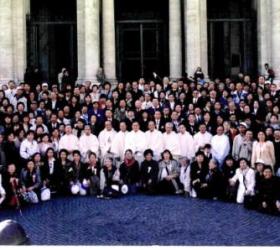 Hien-Group-Web1.jpg