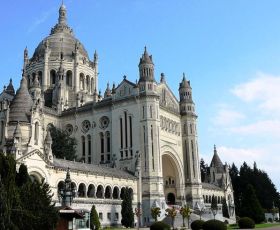 Cathedral of St. Peter, Lisieux
